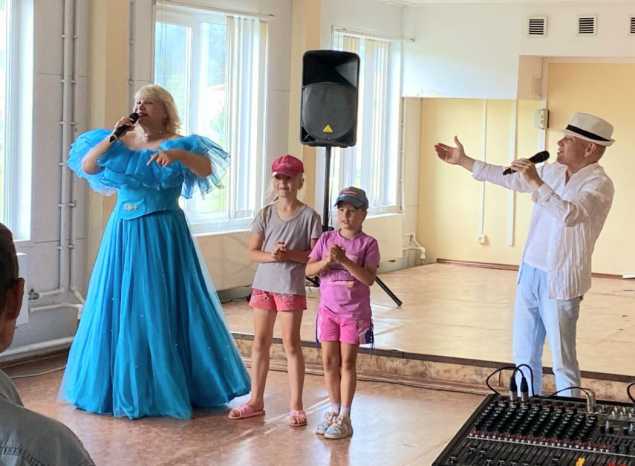 Артисты «Пензаконцерта» выступили в Леонидовке